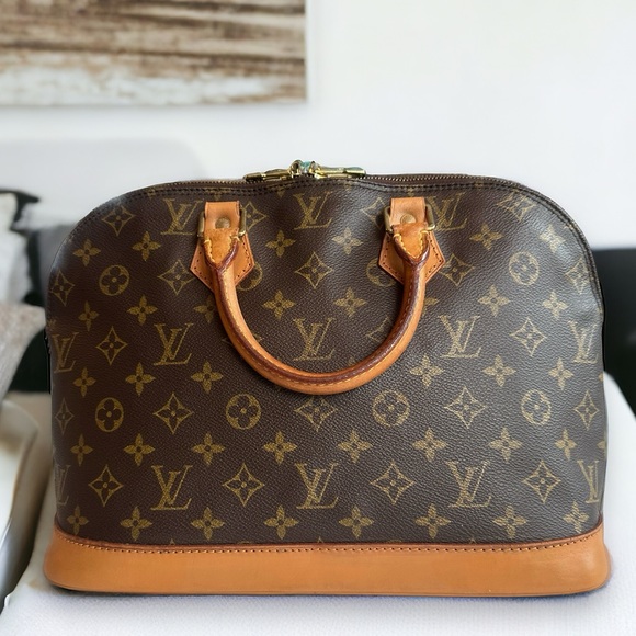 Louis Vuitton vintage Alma PM w/dust cover monogram leather MINT condition